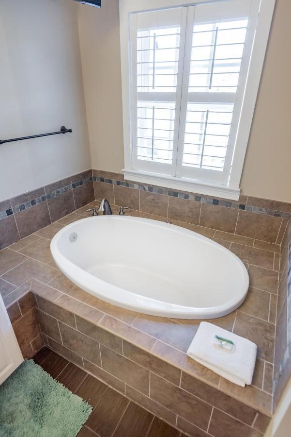 114 W Huron - Sand Castle - Saltwater Pool - Heated Upon Request フォーリービーチ エクステリア 写真